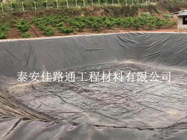 如何顺利有效的铺设施工养殖防渗土工膜? 如何顺利有效的铺设施工养殖防渗土工膜?
