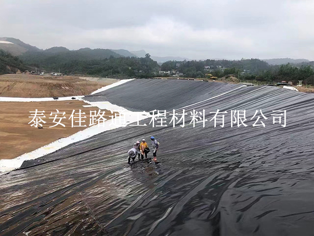 hdpe防渗土工膜各个工序须严格仔细 hdpe防渗土工膜各个工序须严格仔细