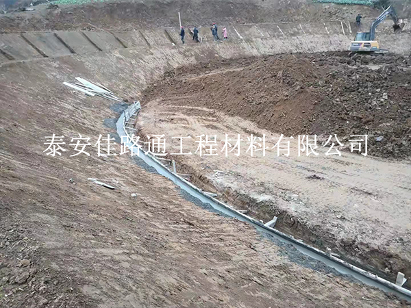 蓄水池防渗膜如何裁剪才能节省材料? 蓄水池防渗膜如何裁剪才能节省材料?