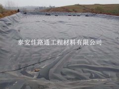 人工湖防渗膜效果差？6 大原因让防渗功能 “打