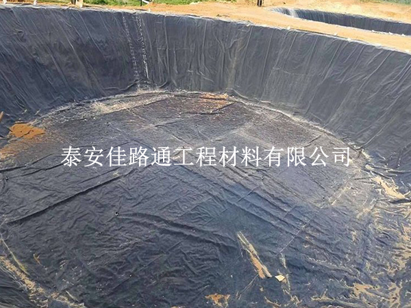 藕池防渗膜怎么铺才不漏?科学铺设方法在这里 藕池防渗膜怎么铺才不漏?科学铺设方法在这里