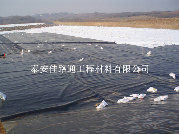 防渗土工膜运输注意事项:严控每一环,守护膜