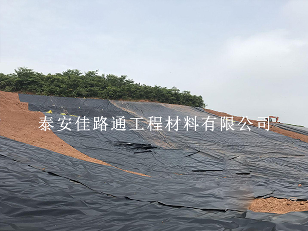 拒绝渗漏隐患！掌握这几招，让沼气池土工膜铺