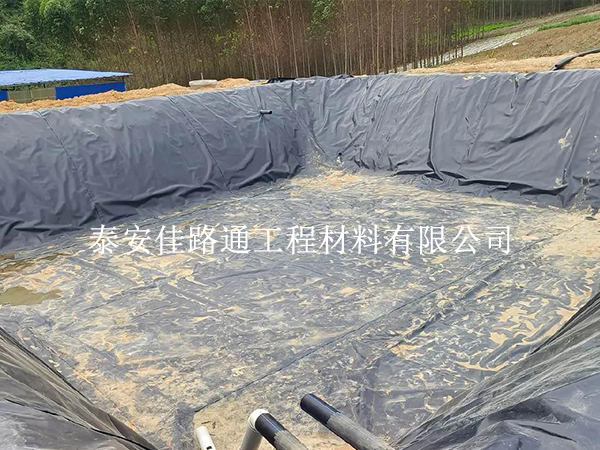 拒绝虚焊与烧穿！沼气池防渗膜焊接温度把控实