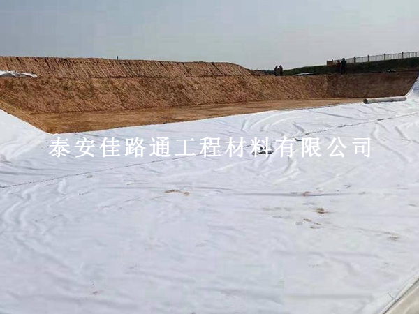 拒绝返工与隐患：丙纶土工布施工核心注意事项