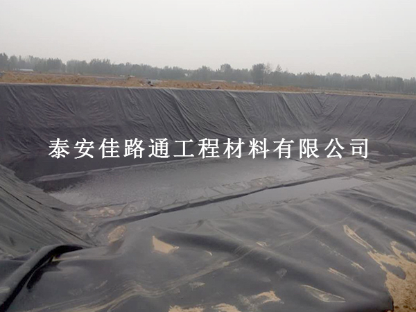 筑牢防渗第一道防线之养殖防渗膜搭接前置准备全攻略 筑牢防渗第一道防线之养殖防渗膜搭接前置准备全攻略