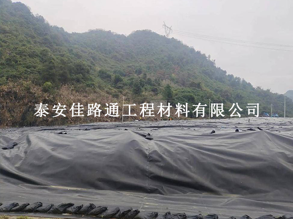 沼气池土工膜冬季铺设,低温不是禁区,关键看